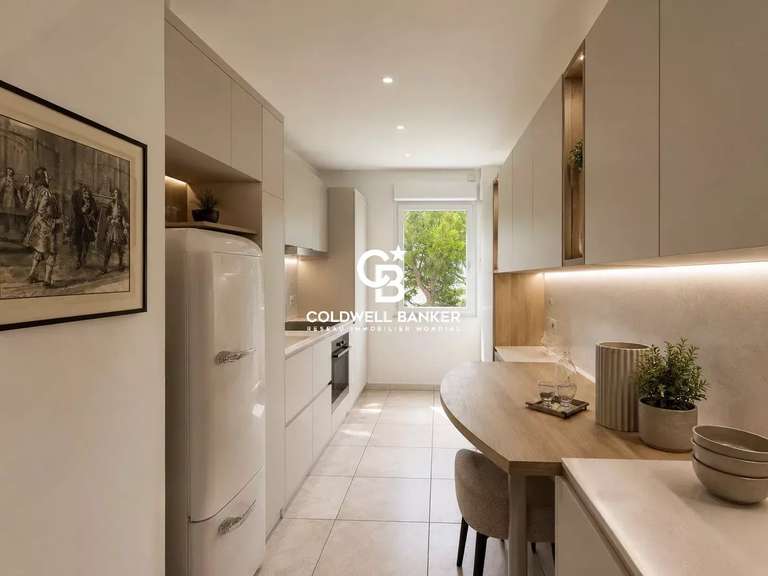 Appartement Hyères - 3 chambres - 101m²