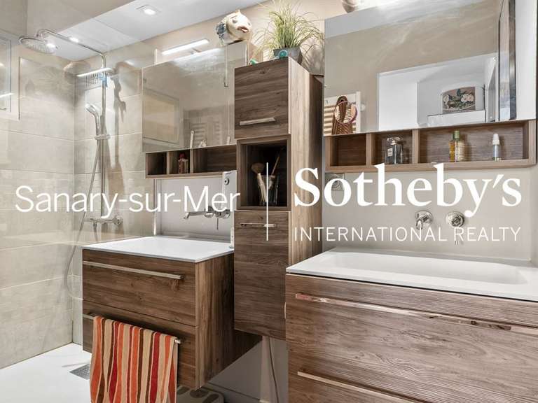 Appartement Hyères - 3 chambres - 107m²