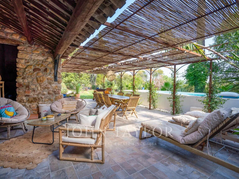Château Hyères - 644m²