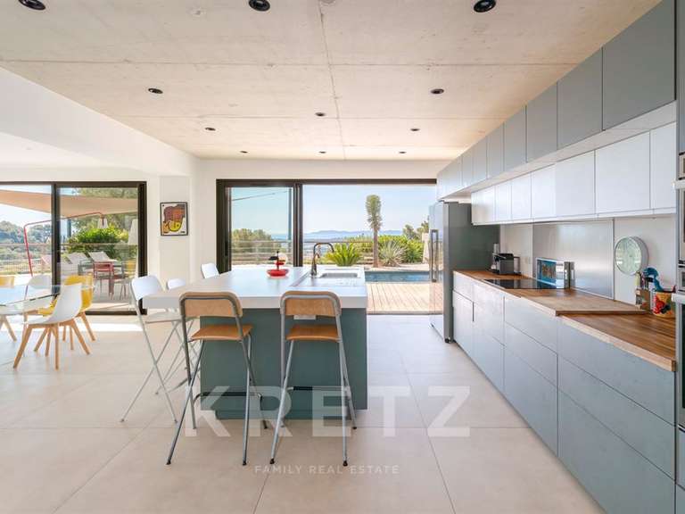 Maison Hyères - 7 chambres - 290m²