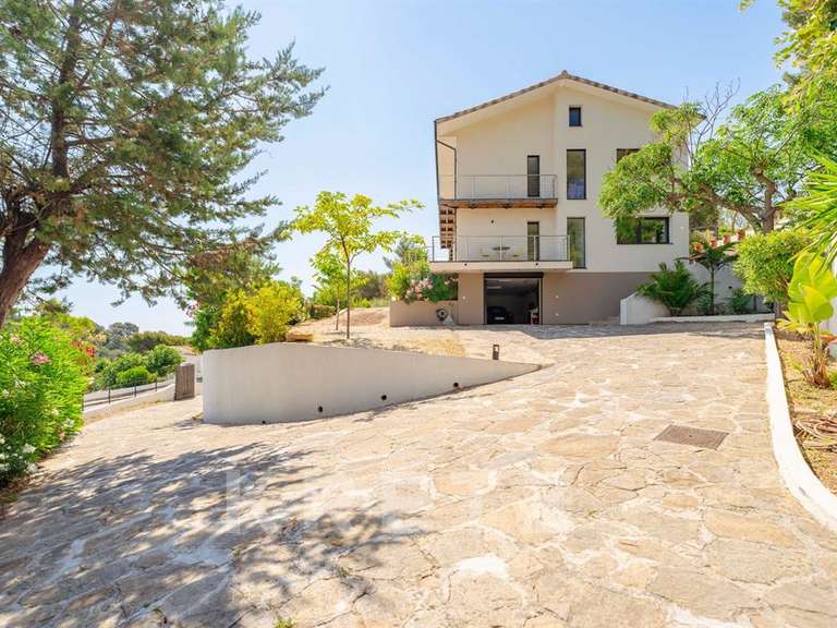 Maison Hyères - 7 chambres - 290m²