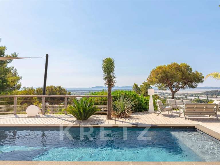 Maison Hyères - 7 chambres - 290m²