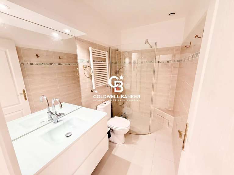 Maison Hyères - 4 chambres - 175m²