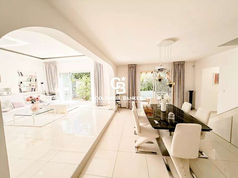 Maison Hyères - 4 chambres - 175m²