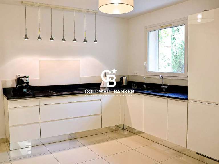 Maison Hyères - 4 chambres - 175m²