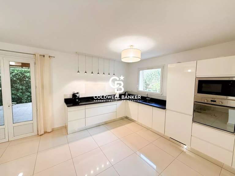 Maison Hyères - 4 chambres - 175m²