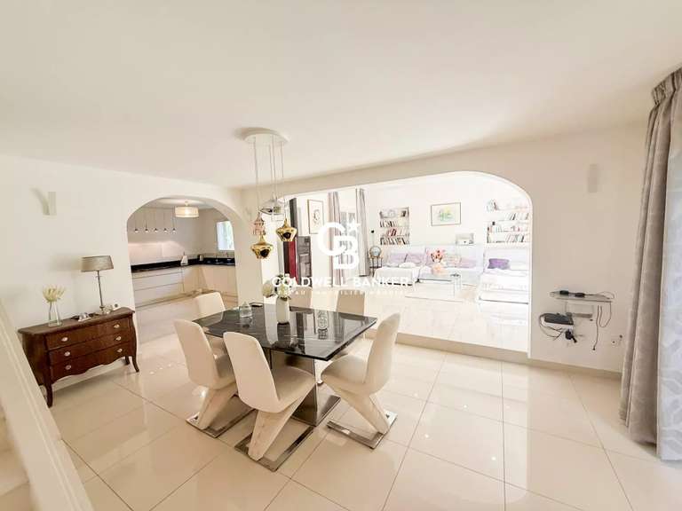 Maison Hyères - 4 chambres - 175m²
