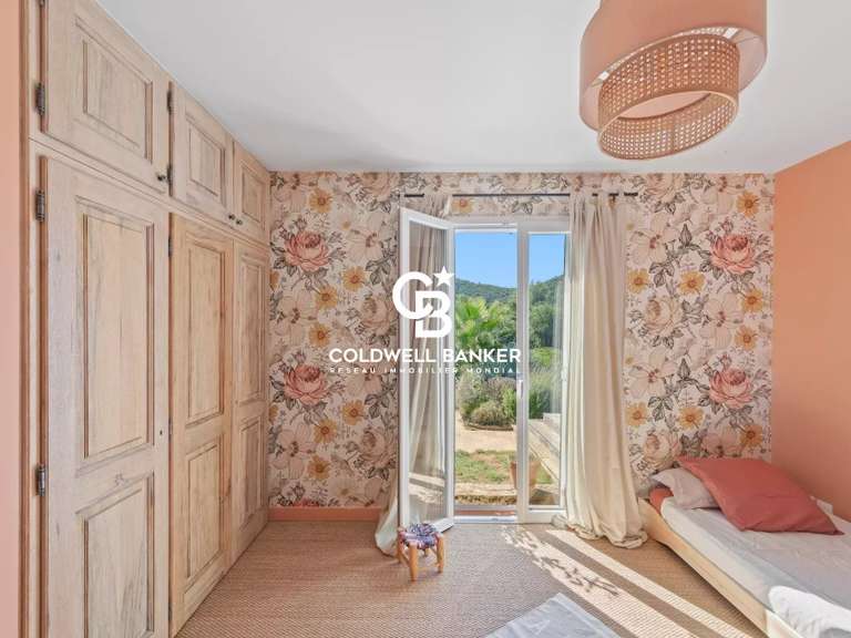 Maison Hyères - 4 chambres - 150m²