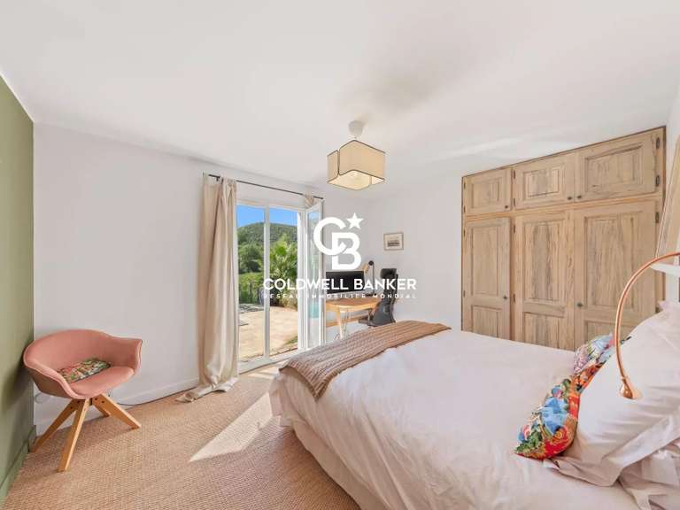 Maison Hyères - 4 chambres - 150m²