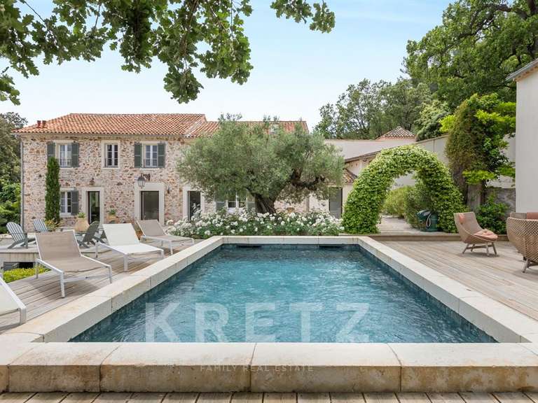 Propriété Hyères - 578m²