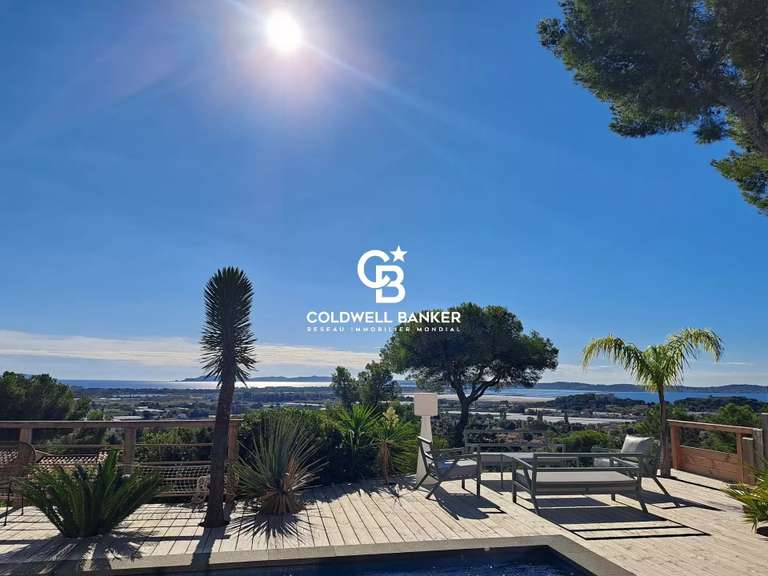 Villa Hyères - 7 bedrooms - 290m²