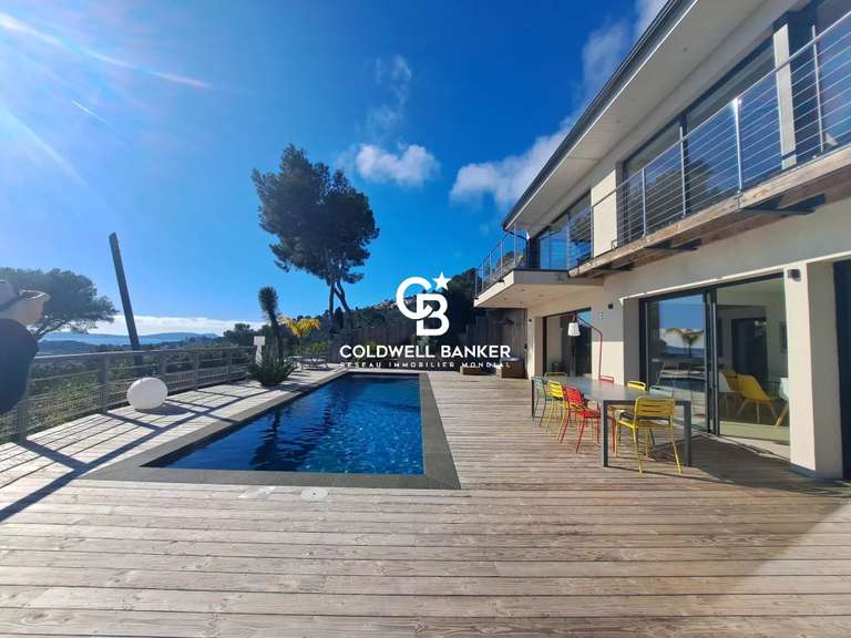Villa Hyères - 7 bedrooms - 290m²