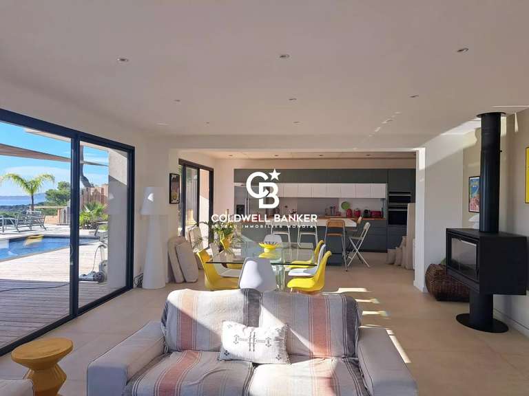 Villa Hyères - 7 bedrooms - 290m²