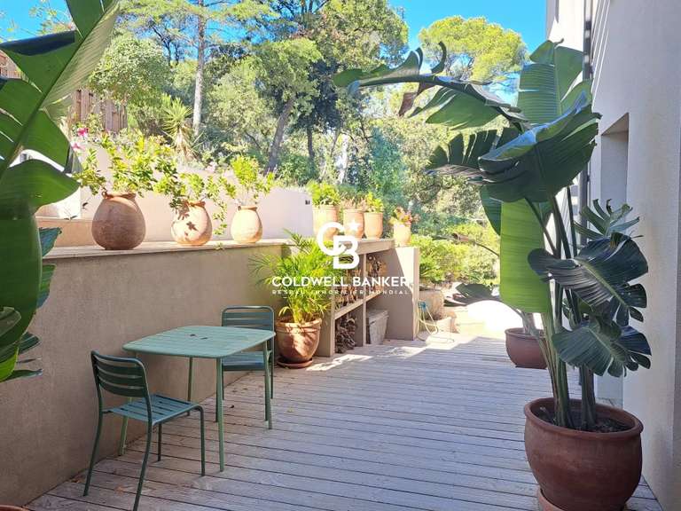 Villa Hyères - 7 bedrooms - 290m²
