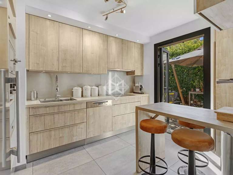 Villa with Sea view Hyères - 3 bedrooms - 200m²