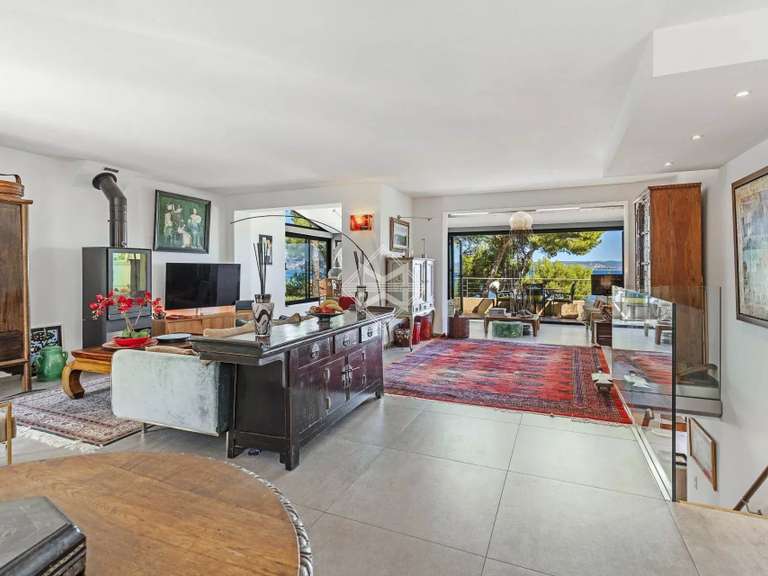 Villa with Sea view Hyères - 3 bedrooms - 200m²