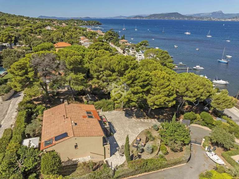 Villa with Sea view Hyères - 3 bedrooms - 200m²