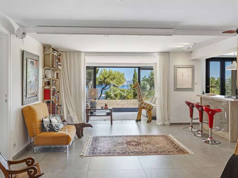 Villa with Sea view Hyères - 3 bedrooms - 200m²