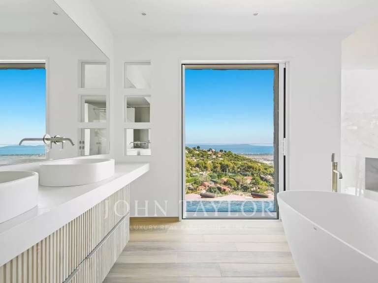 Villa with Sea view Hyères - 232m²