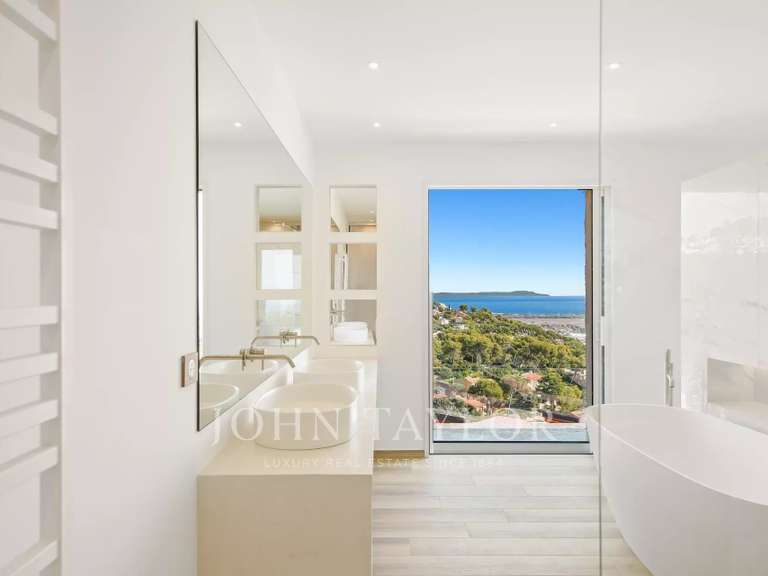 Villa with Sea view Hyères - 232m²