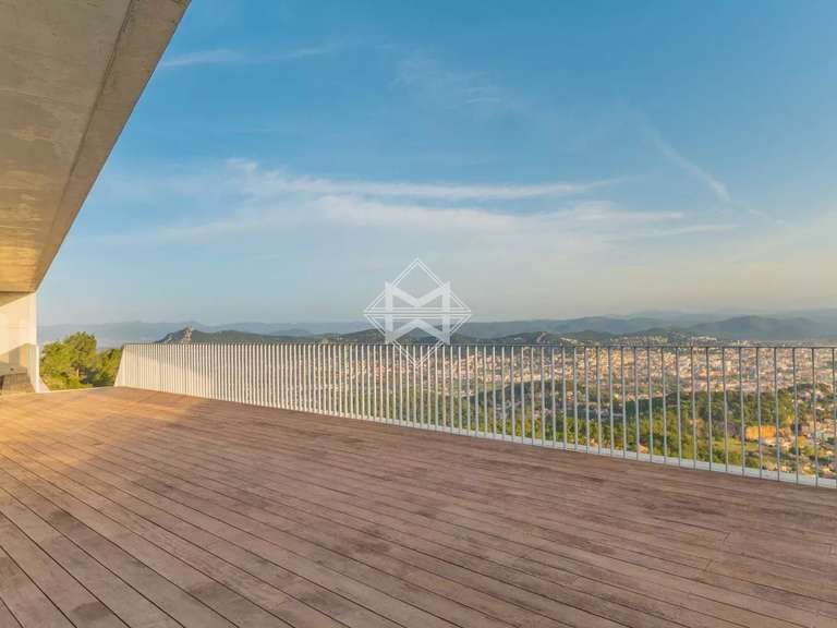 Villa Hyères - 5 bedrooms - 300m²