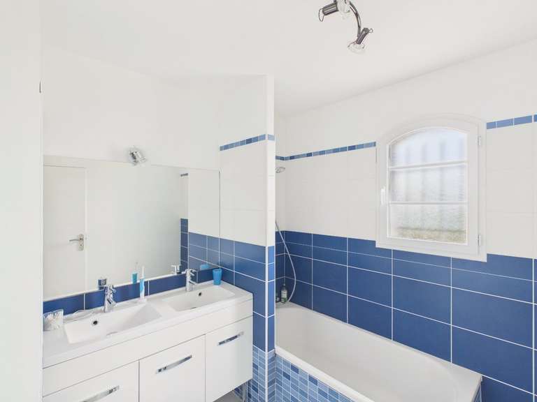 Maison Idron - 5 chambres - 191m²