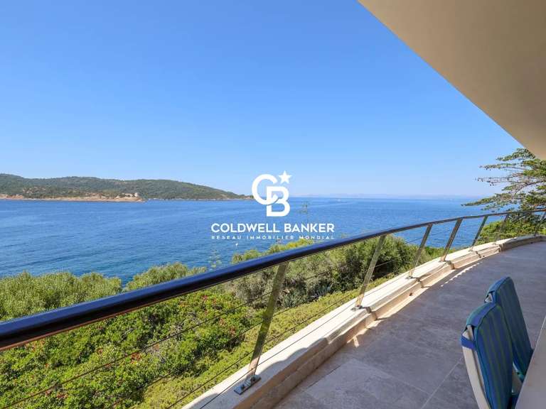 Villa with Sea view ile-du-levant - 3 bedrooms - 3842m²