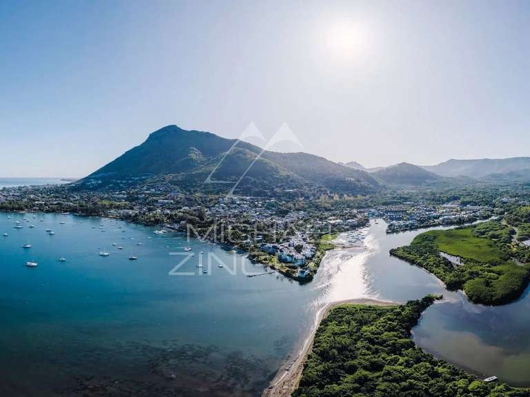 Apartment Mauritius - 3 bedrooms - 219m²