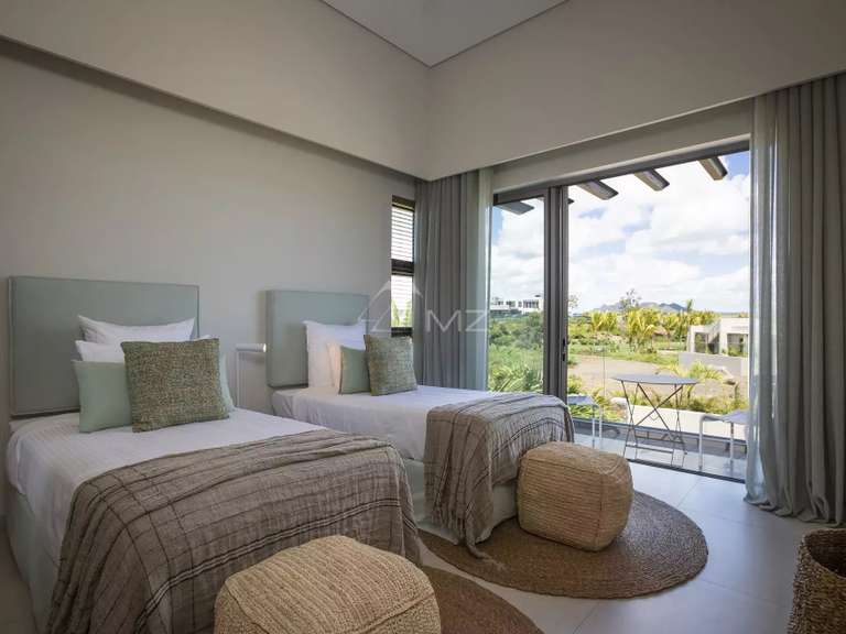 House Mauritius - 4 bedrooms - 304m²