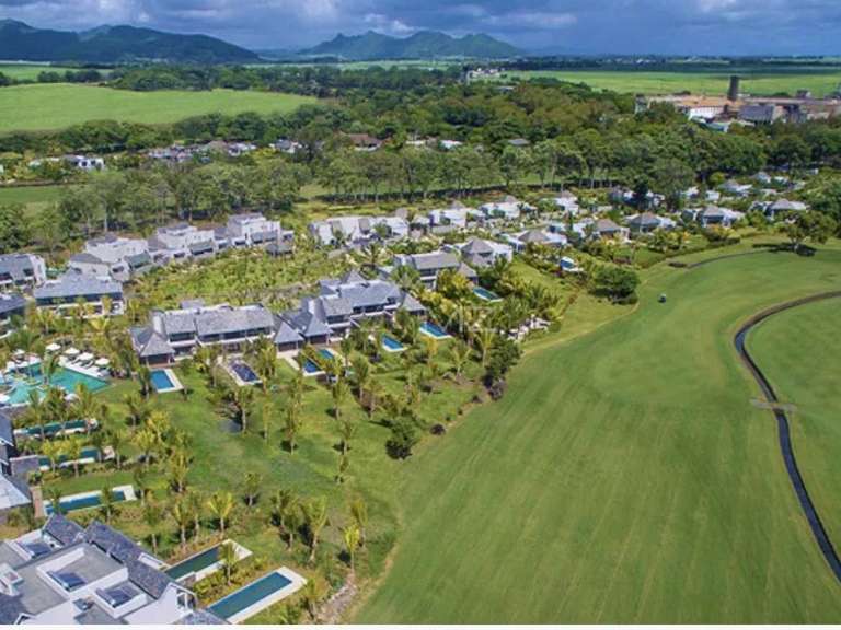 House Mauritius - 4 bedrooms - 304m²