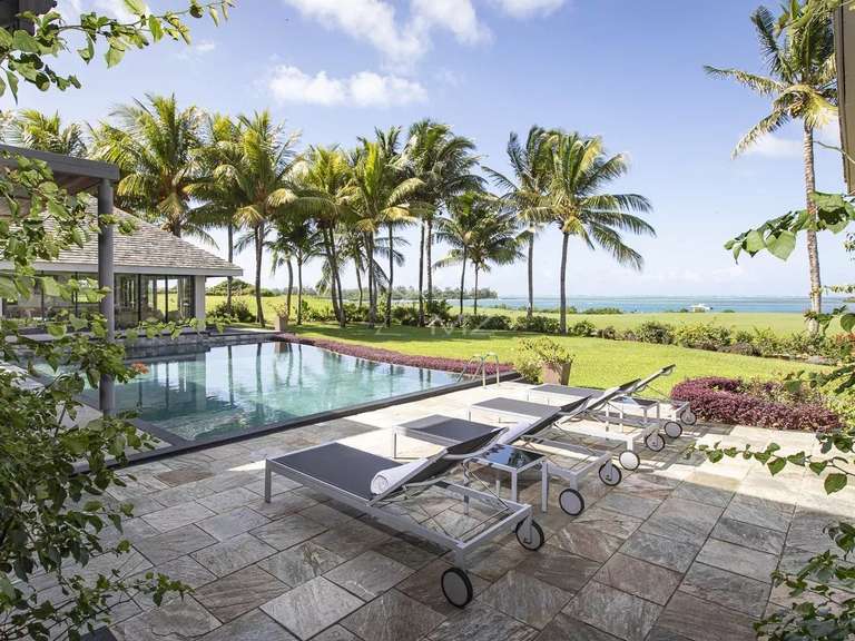 Villa Mauritius - 6 bedrooms - 466m²