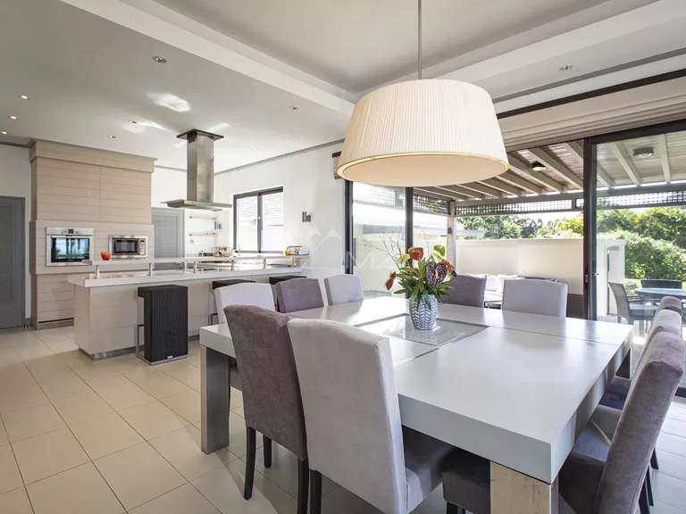 Villa Mauritius - 6 bedrooms - 466m²