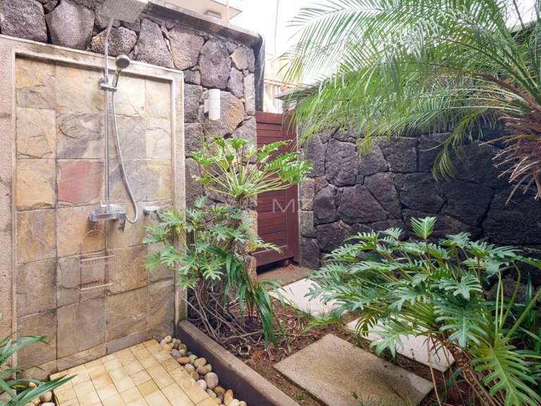 Villa Mauritius - 4 bedrooms - 302m²