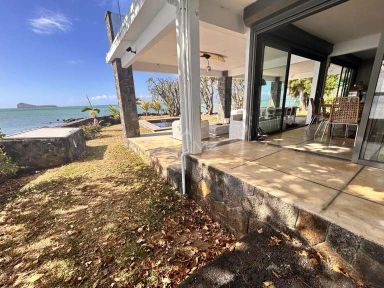 Villa with Sea view Mauritius - 4 bedrooms - 250m²