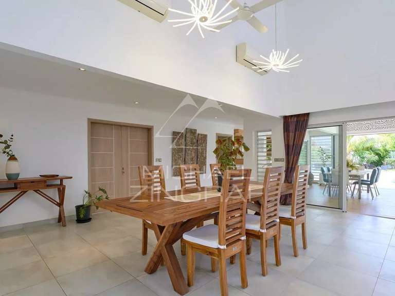 Villa Mauritius - 5 bedrooms - 298m²