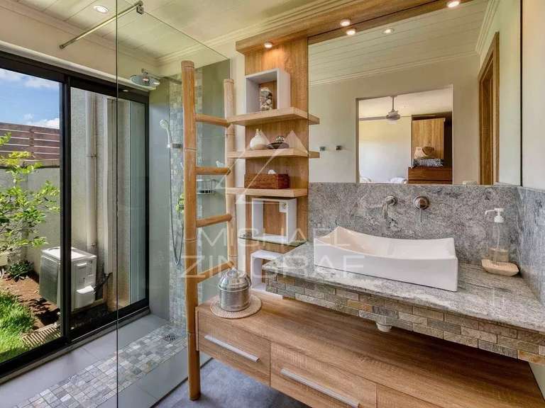 Villa Mauritius - 4 bedrooms - 380m²