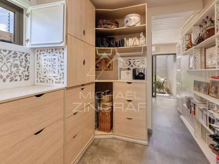 Villa Mauritius - 4 bedrooms - 380m²