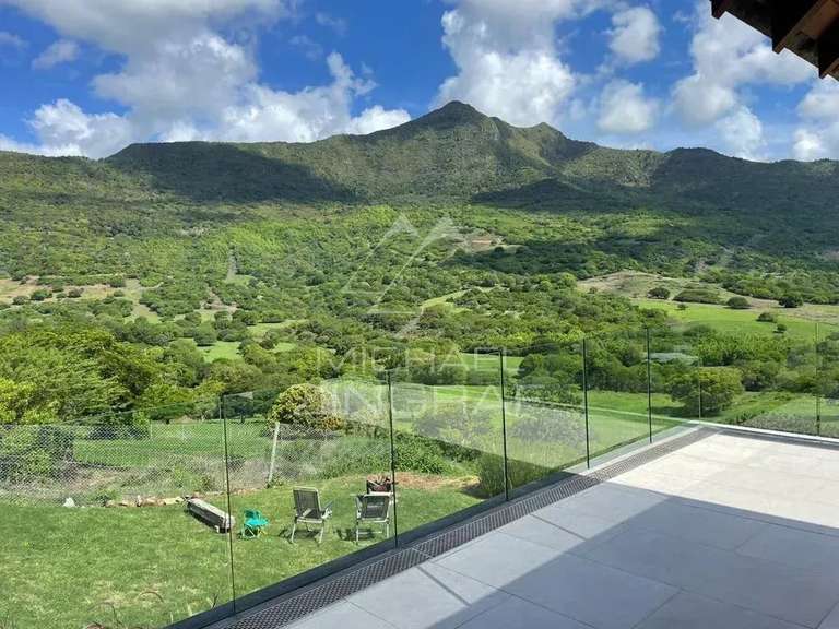 Villa Mauritius - 5 bedrooms - 490m²