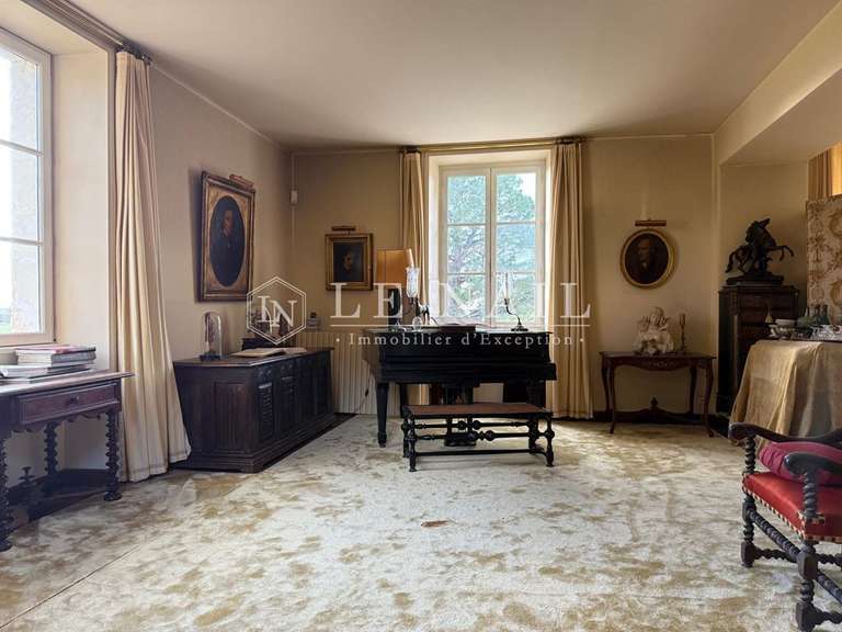 Propriété Ingrandes-le-Fresne-sur-Loire - 5 chambres - 255m²