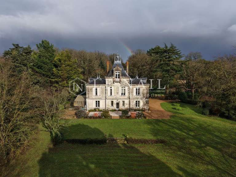 Propriété Ingrandes-le-Fresne-sur-Loire - 5 chambres - 255m²