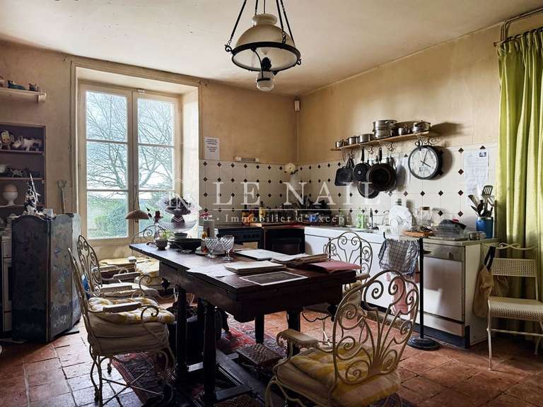 Propriété Ingrandes-le-Fresne-sur-Loire - 5 chambres - 255m²