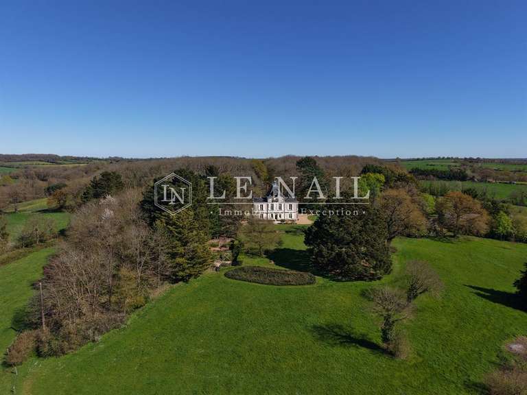 Propriété Ingrandes-le-Fresne-sur-Loire - 5 chambres - 255m²