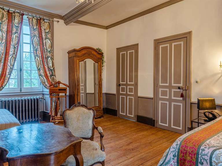 Maison Isigny-le-Buat - 7 chambres - 404m²