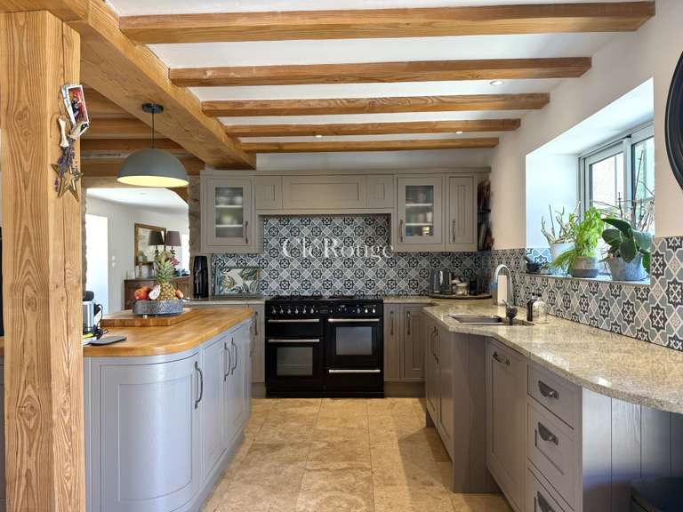 Maison Issigeac - 4 chambres - 195m²