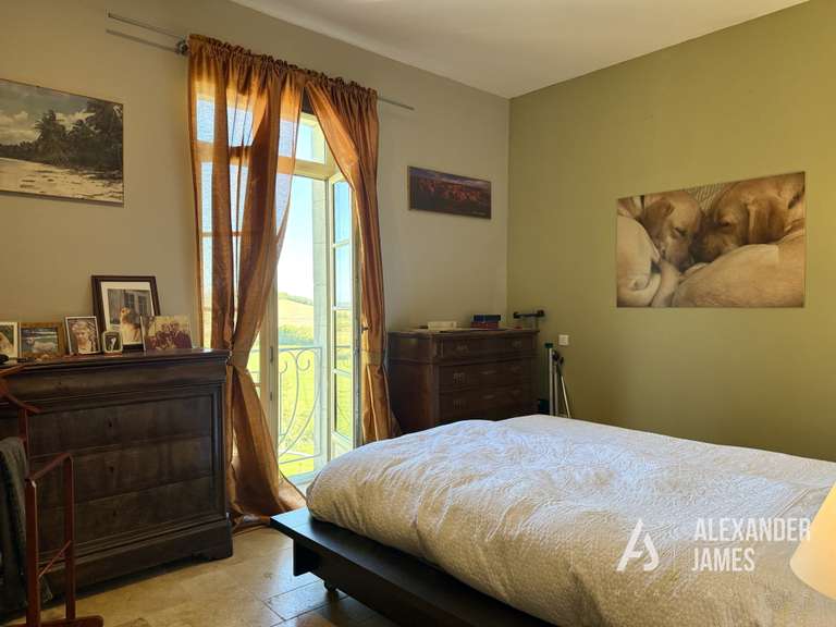 Maison Issigeac - 7 chambres - 330m²