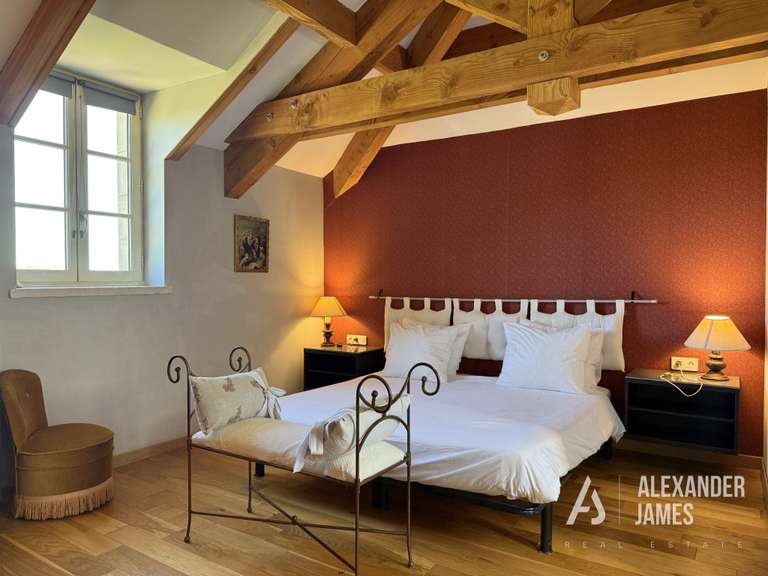 Maison Issigeac - 7 chambres - 330m²