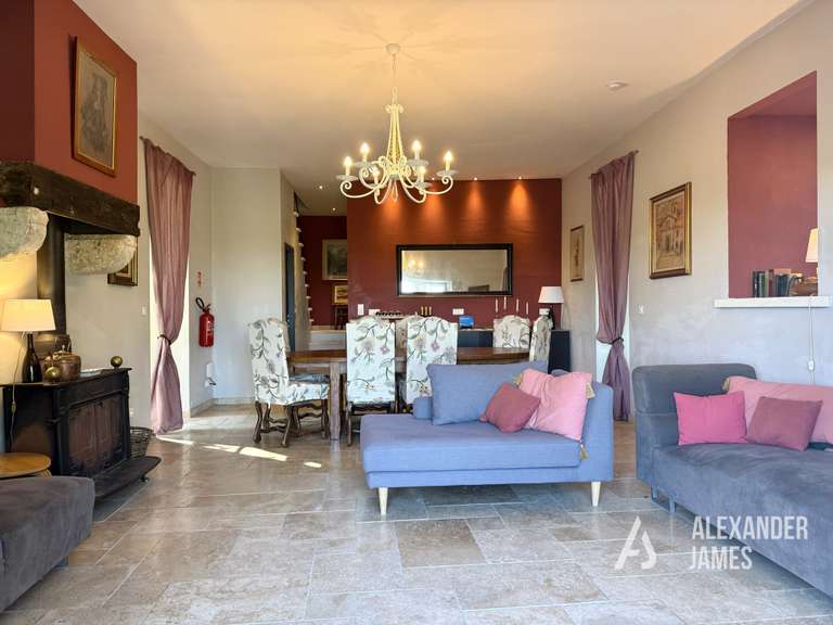 Maison Issigeac - 7 chambres - 330m²