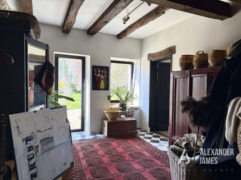 Maison Issigeac - 8 chambres - 360m²