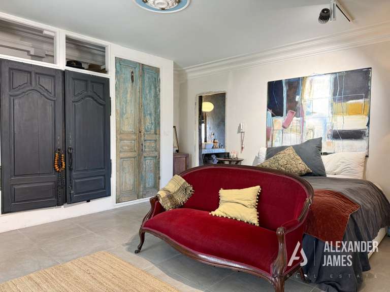 Maison Issigeac - 8 chambres - 360m²