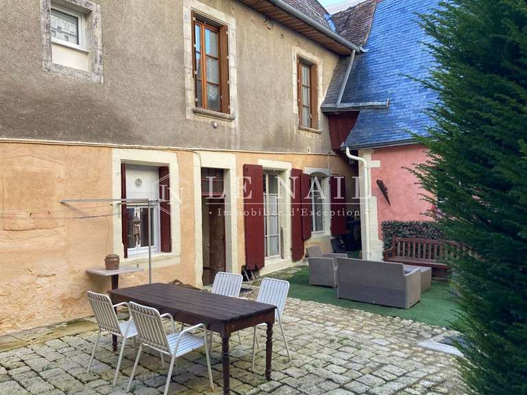 Hôtel particulier Issoudun - 6 chambres - 318m²